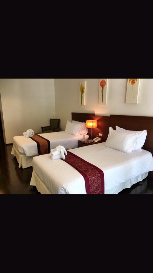 Suwan Golf & Country Club Guest House Nakhon Chai Si ภายนอก รูปภาพ